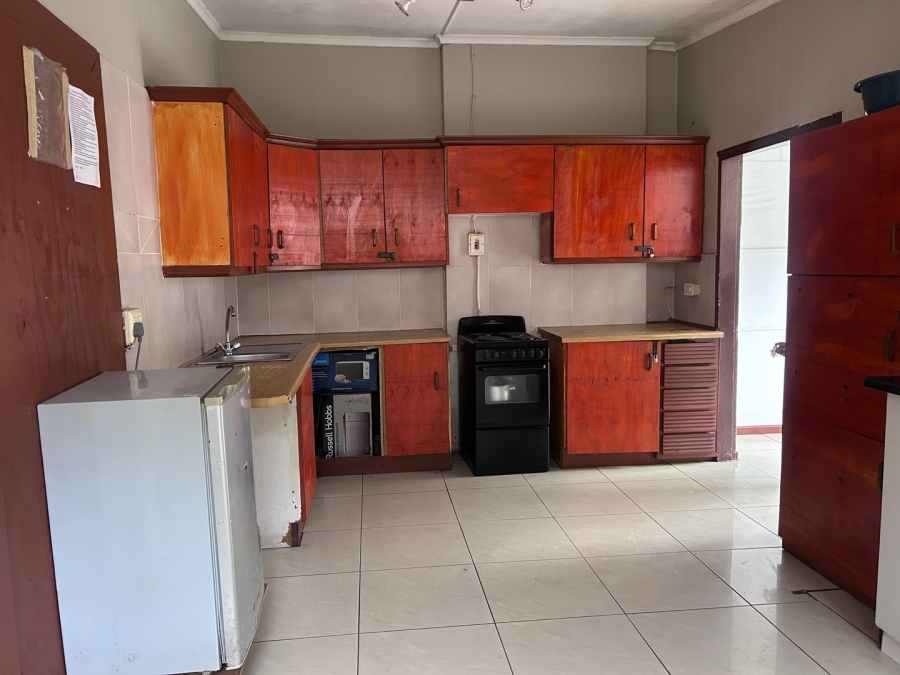 9 Bedroom Property for Sale in Quigney Eastern Cape